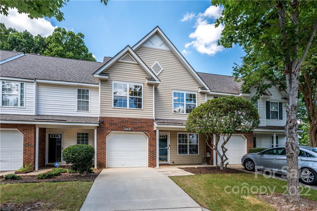 10919 Walking Path Lane Charlotte NC 28213