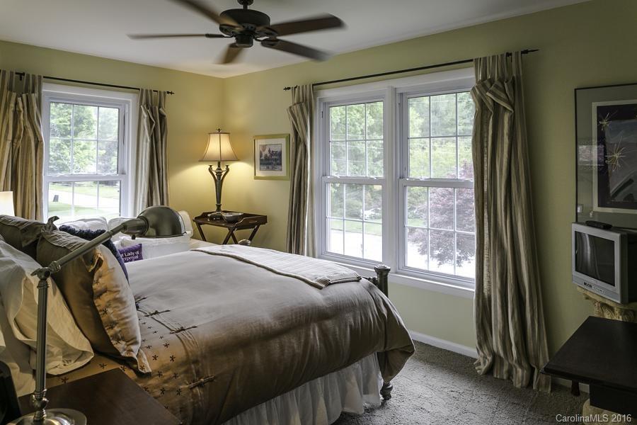 120 W Fox Chase Road Asheville NC 28804