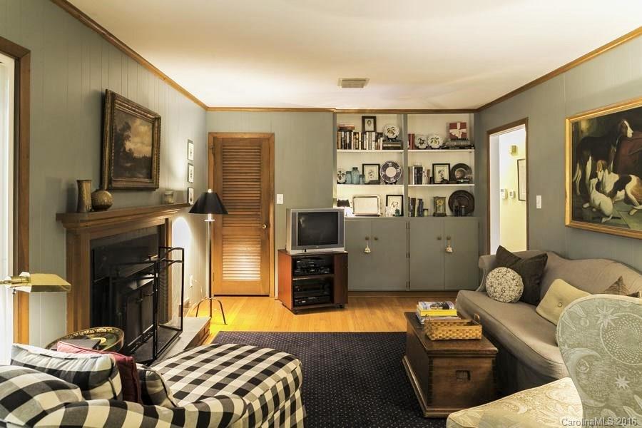 120 W Fox Chase Road Asheville NC 28804