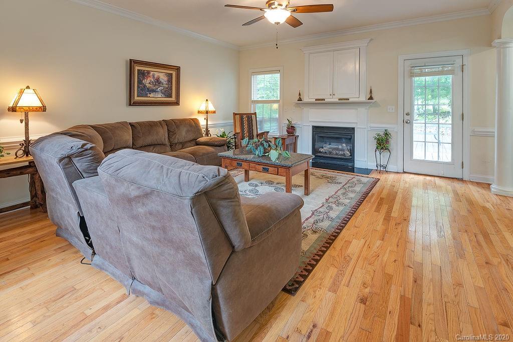 32 Lockes Lane Candler NC 28715