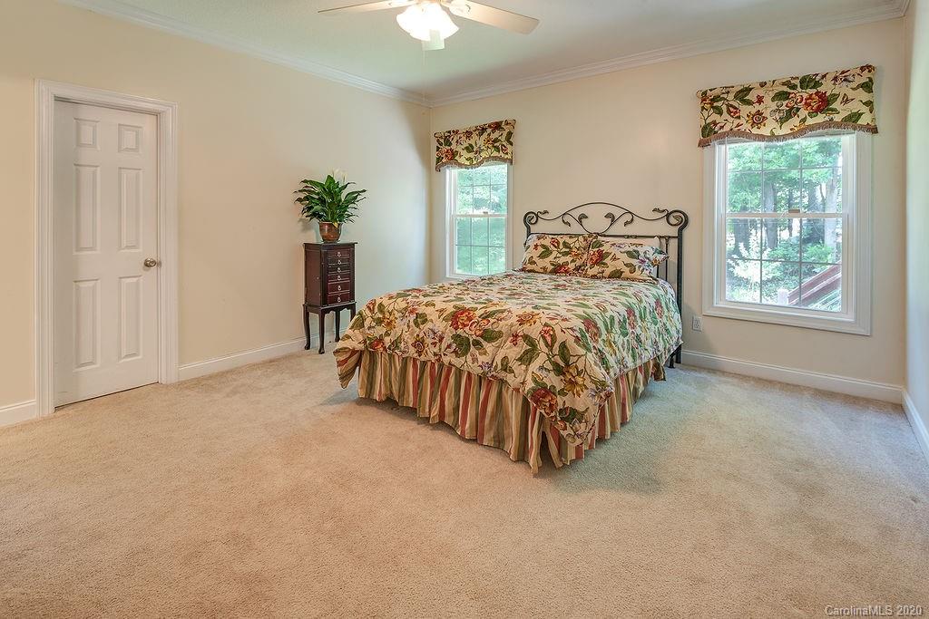 32 Lockes Lane Candler NC 28715