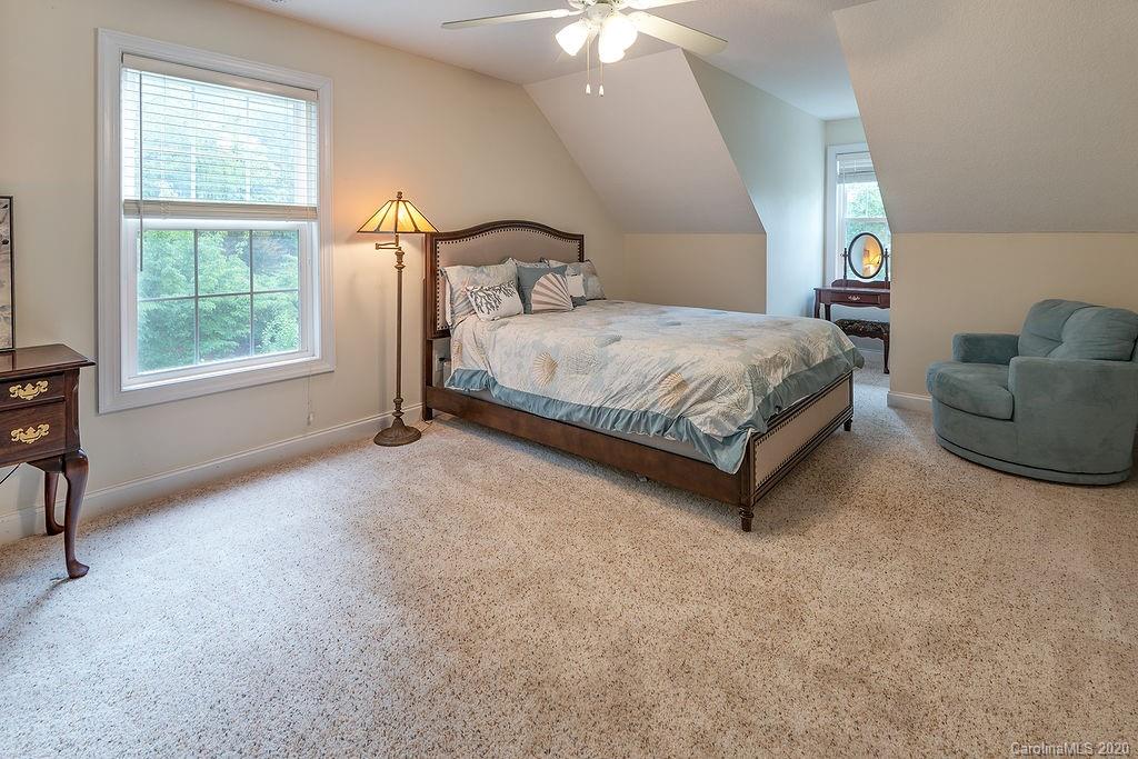 32 Lockes Lane Candler NC 28715