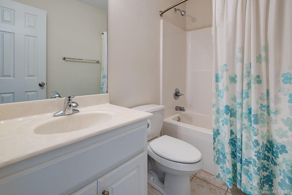 32 Lockes Lane Candler NC 28715