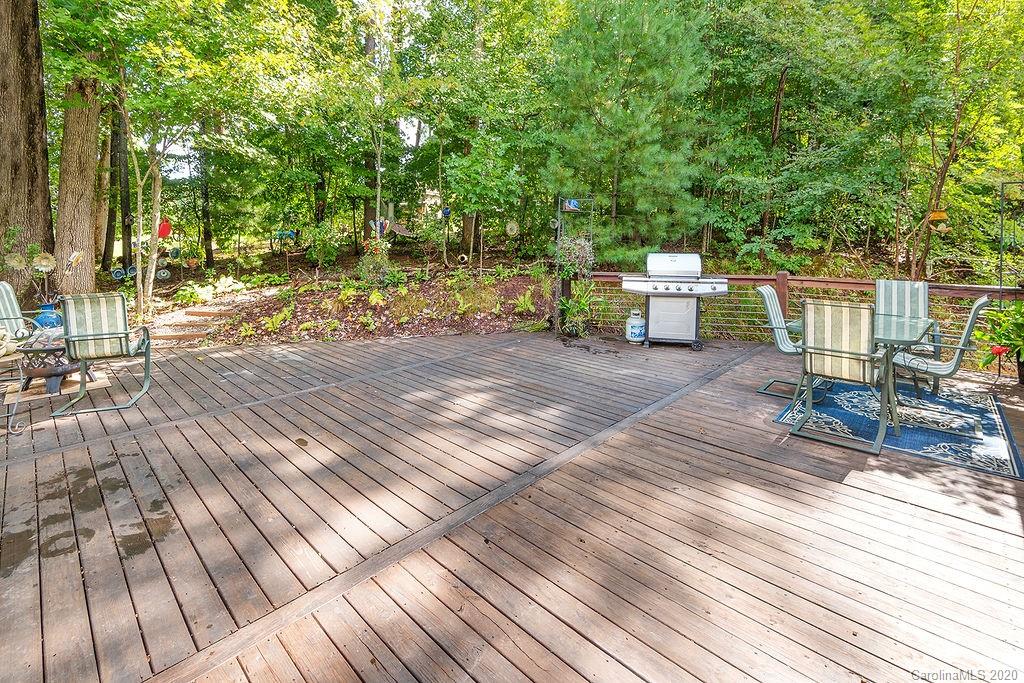 32 Lockes Lane Candler NC 28715