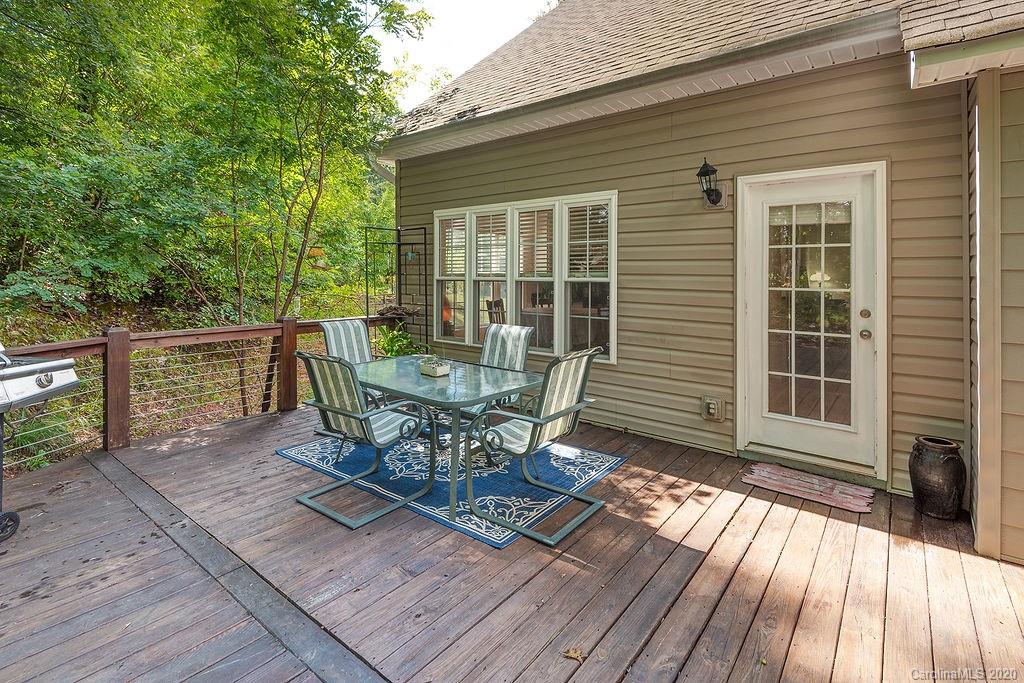 32 Lockes Lane Candler NC 28715