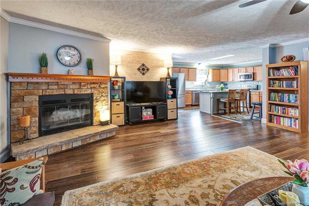25 Anna Frances Way Candler NC 28715