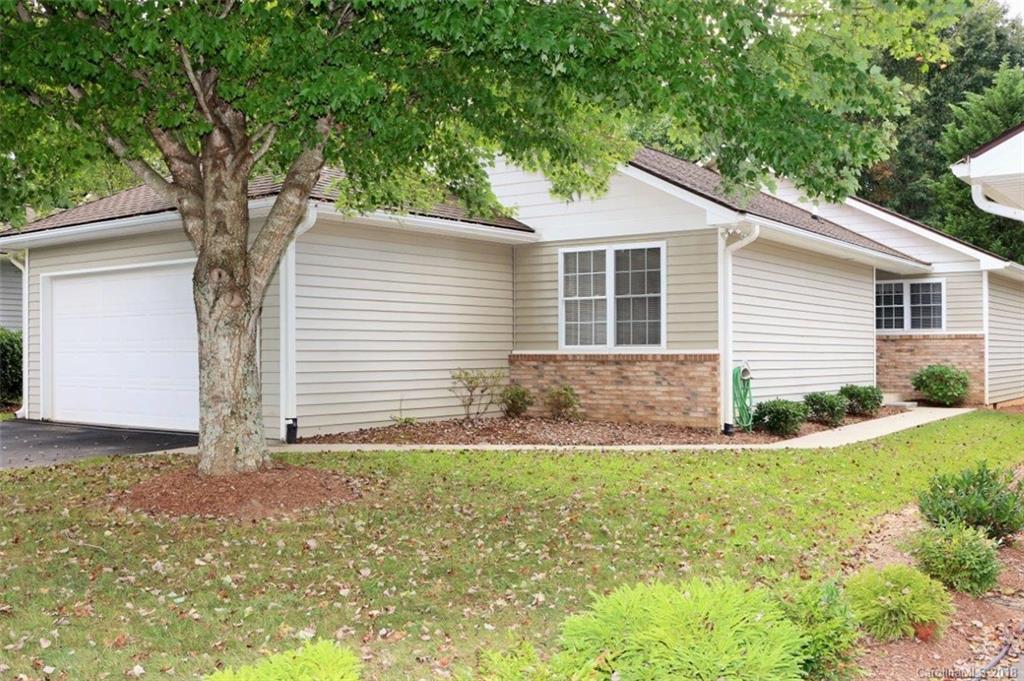 302 Creeks End Circle Mills River NC 28759