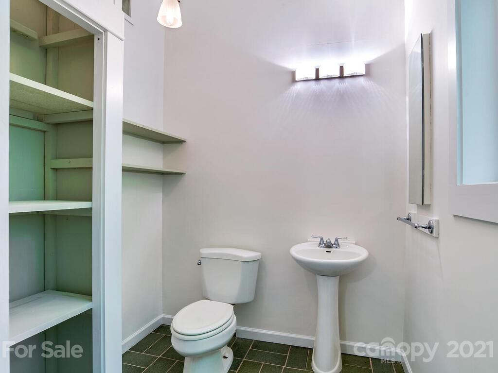 116 Hoot Owl Hollow Fairview NC 28730