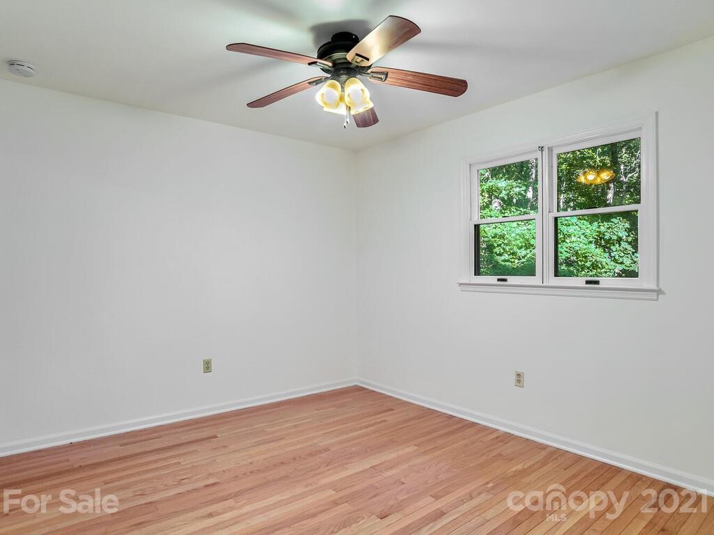 116 Hoot Owl Hollow Fairview NC 28730