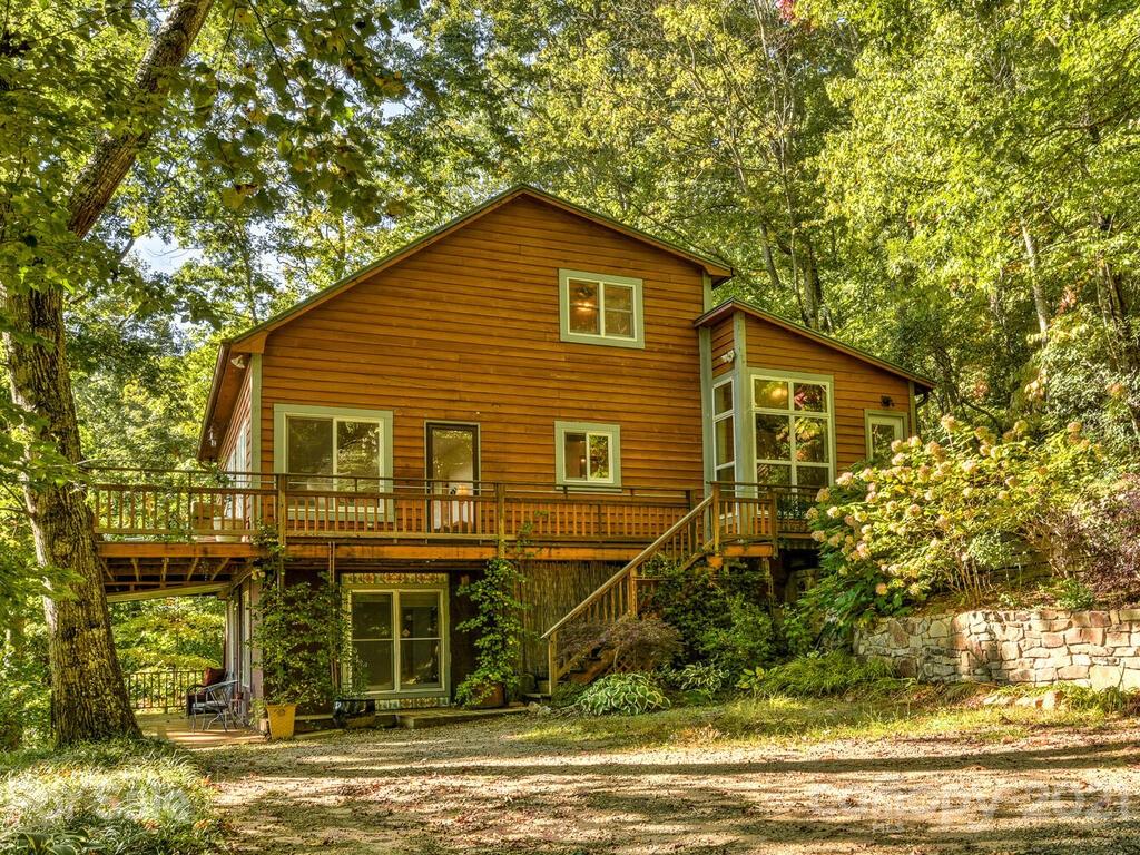 116 Hoot Owl Hollow Fairview NC 28730
