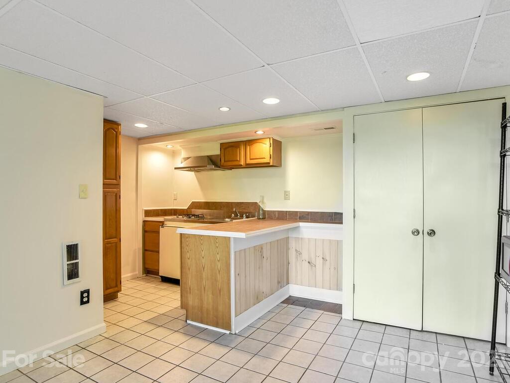 116 Hoot Owl Hollow Fairview NC 28730