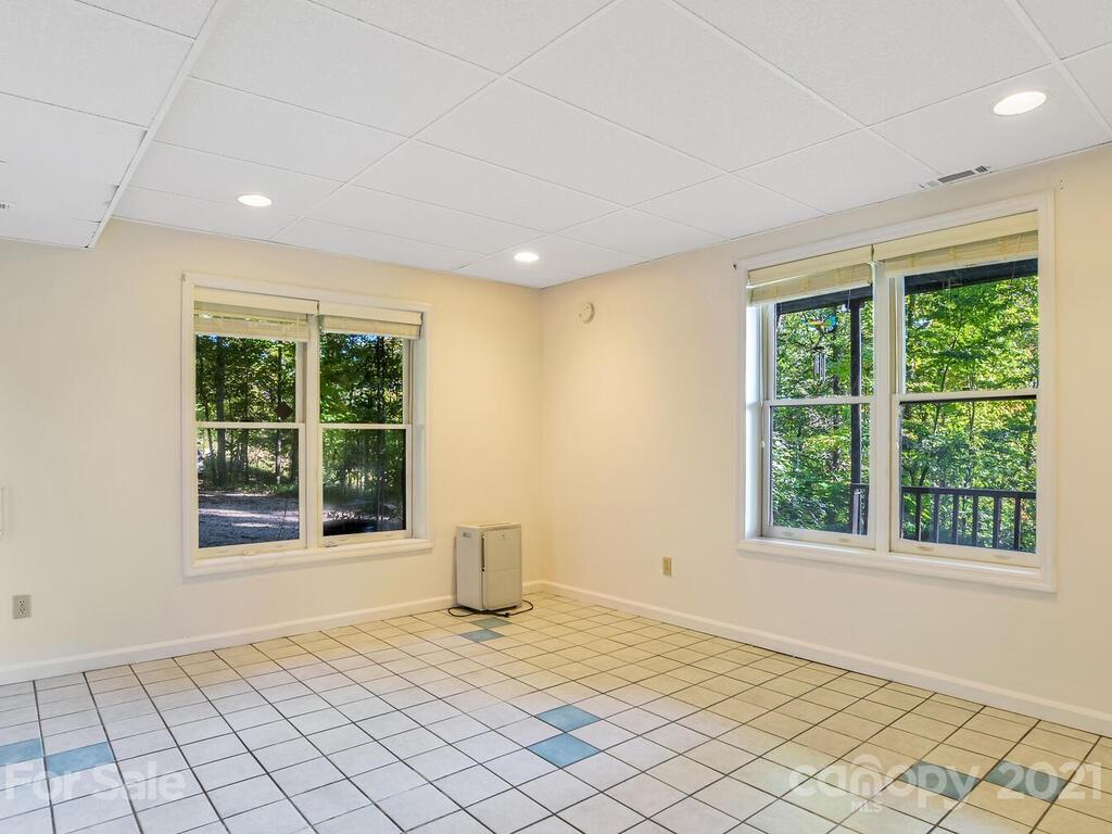 116 Hoot Owl Hollow Fairview NC 28730