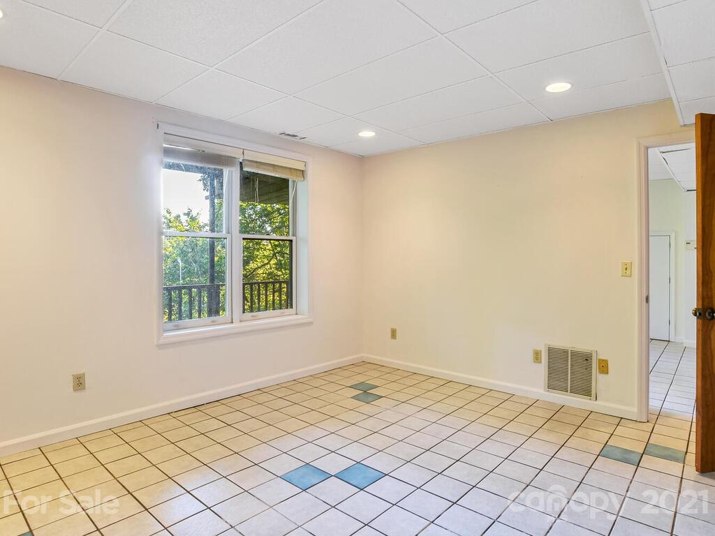 116 Hoot Owl Hollow Fairview NC 28730