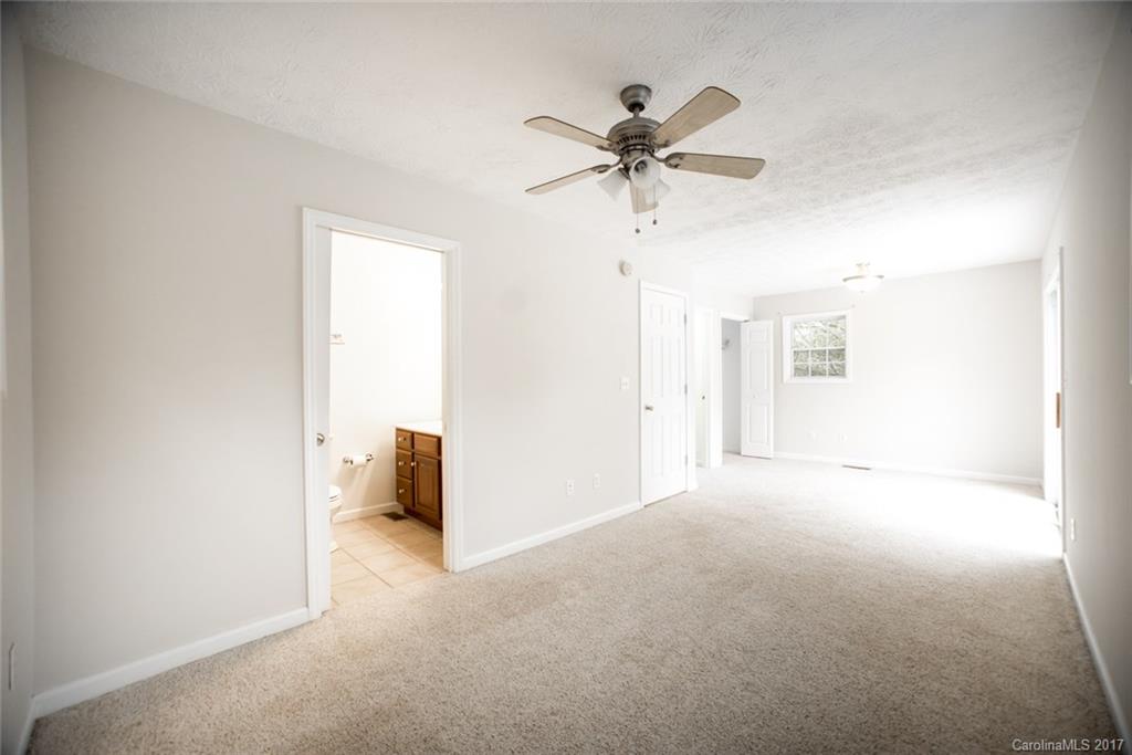 40 Laurel Loop Asheville NC 28806