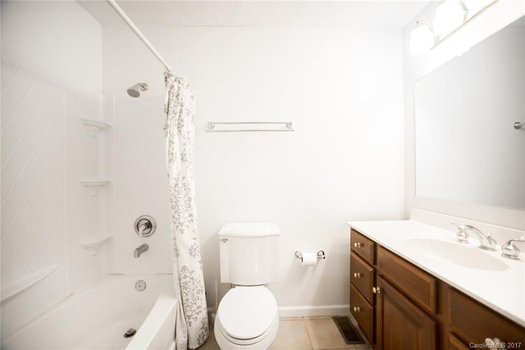 40 Laurel Loop Asheville NC 28806