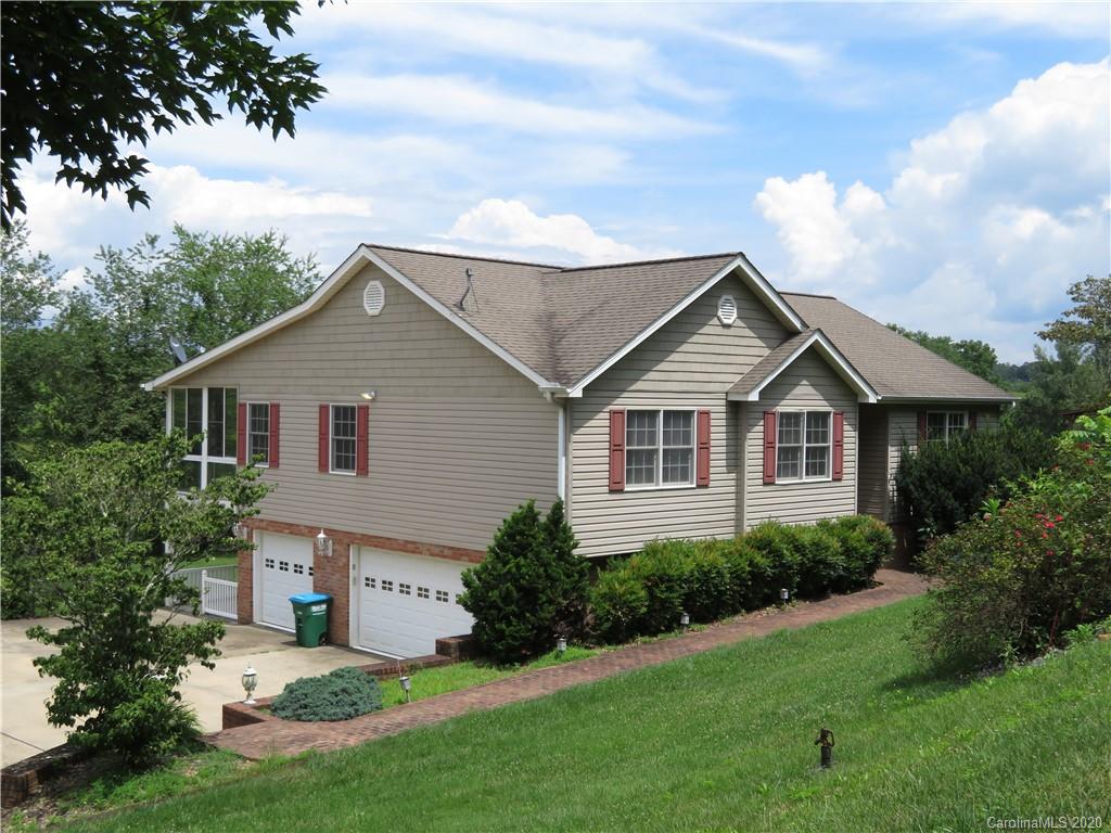 87 Whitt Road Leicester NC 28748