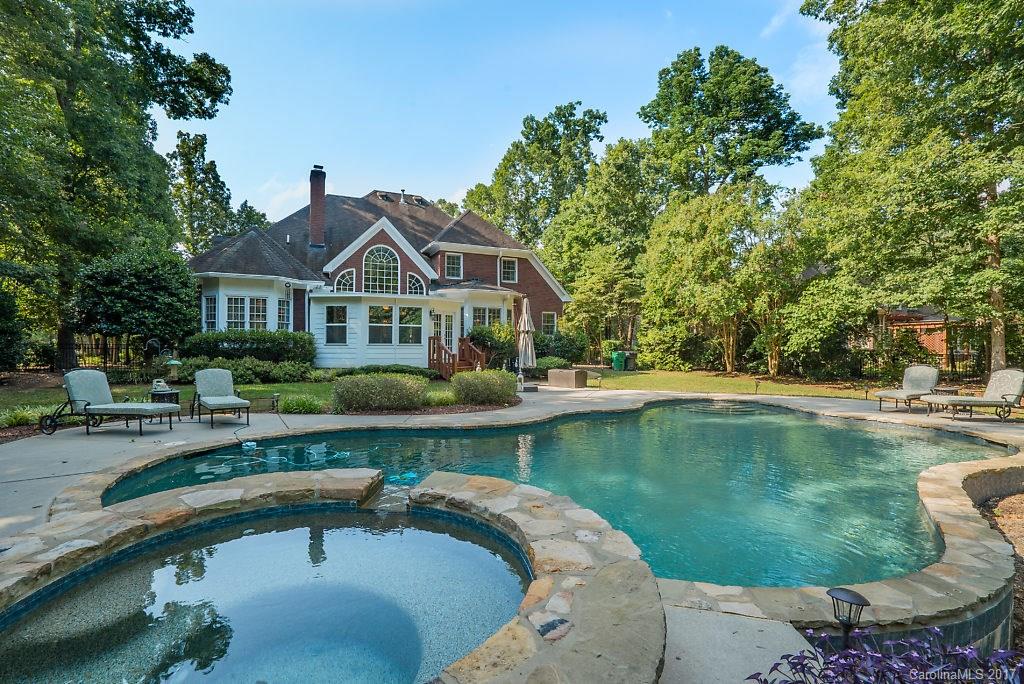 12682 Overlook Mountain Drive Charlotte NC 28216