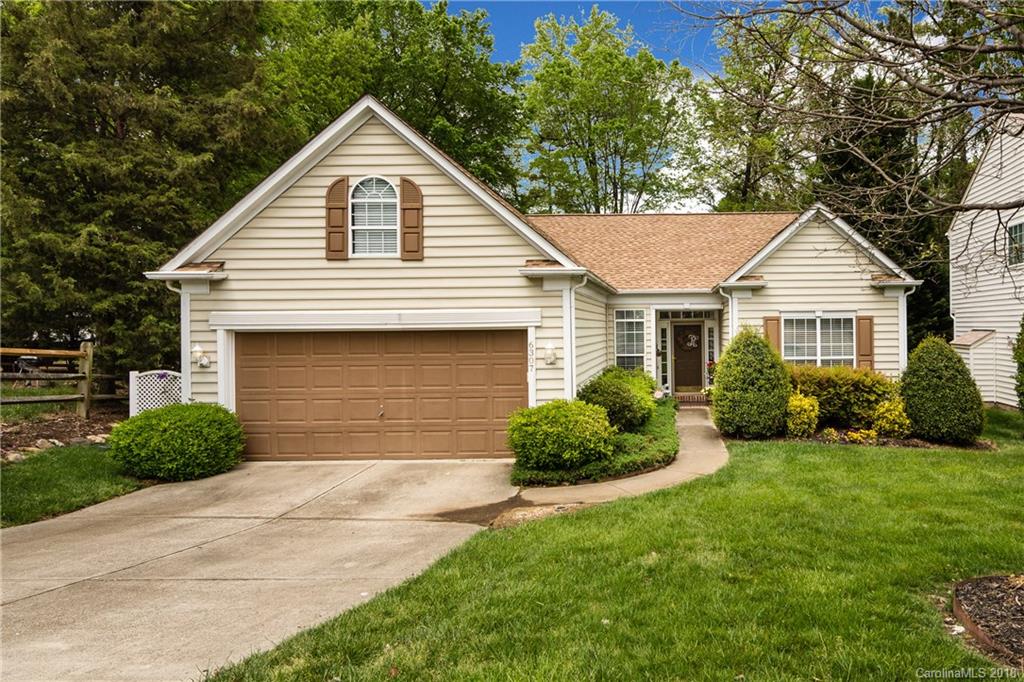 6307 Harburn Forest Drive Charlotte NC 28269