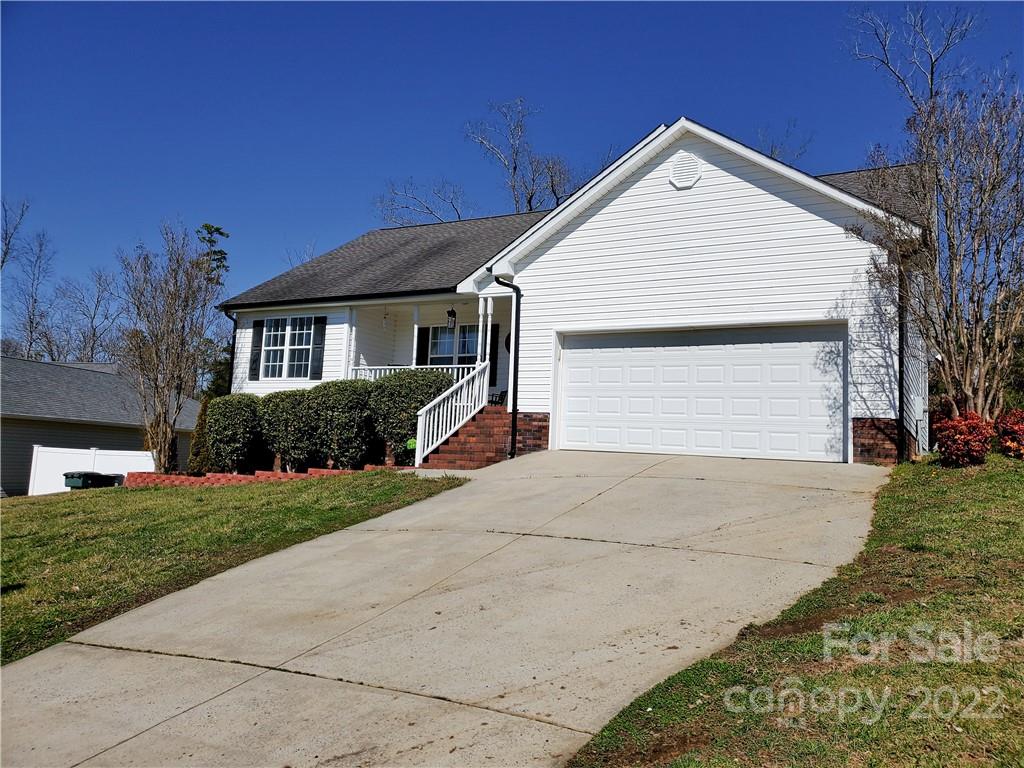 1689 Red Bird Circle Concord NC 28025