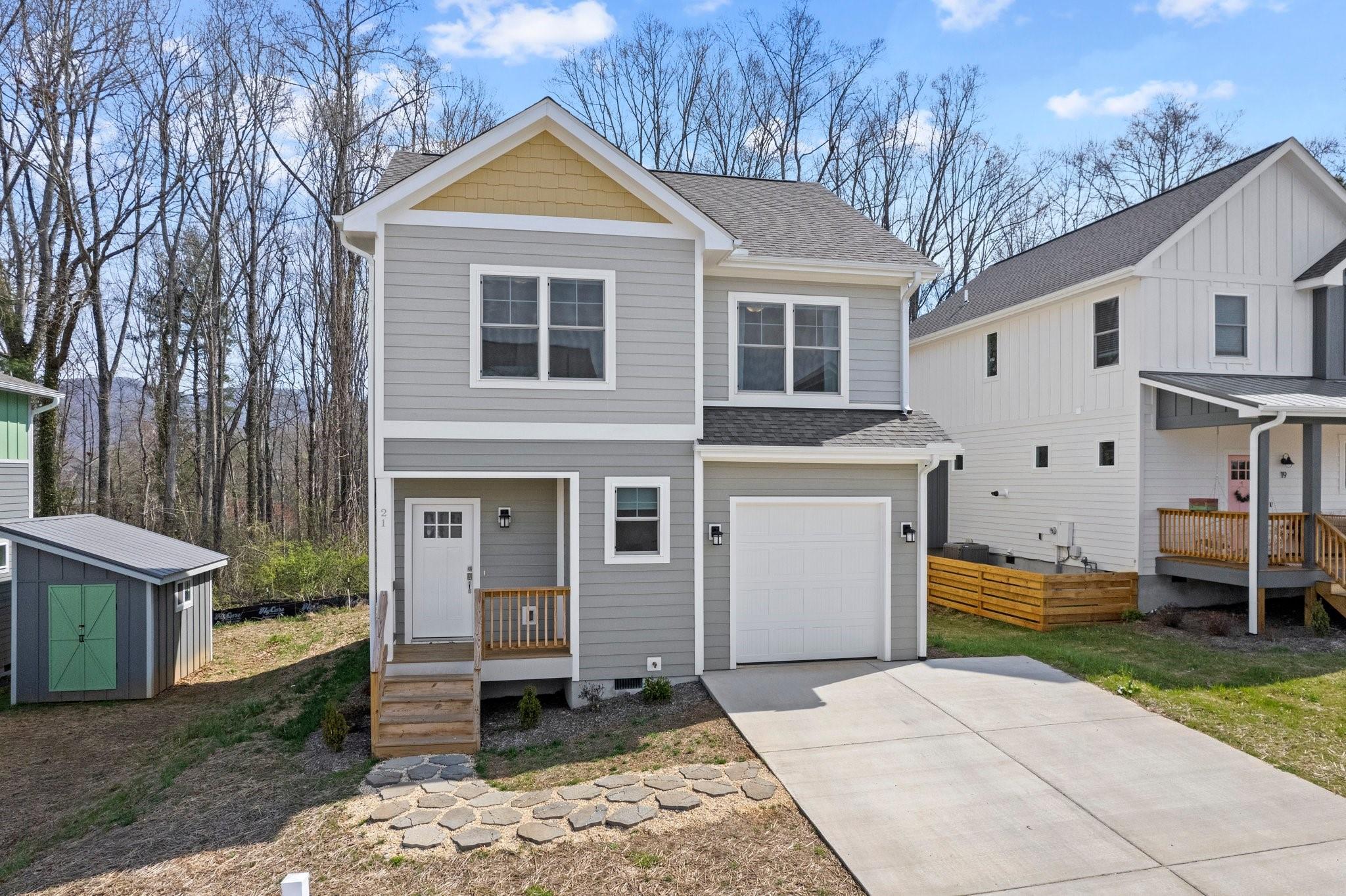 21 Loblolly Lane Asheville NC 28803