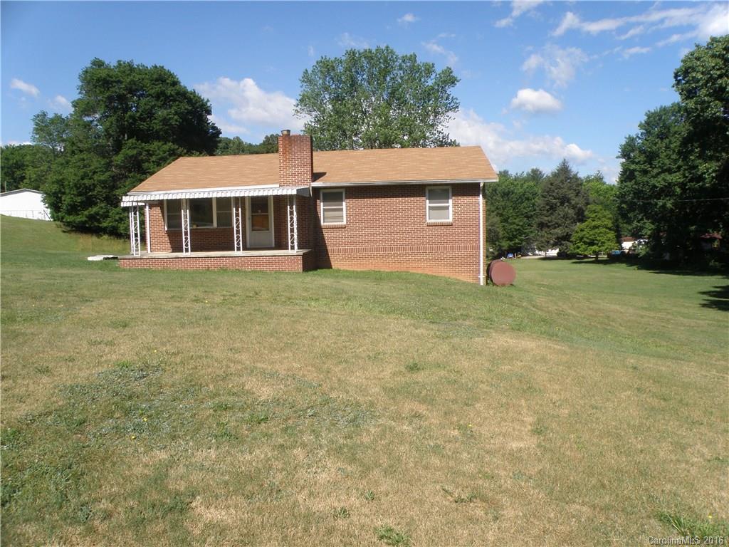 8 Youngs Cove Road Candler NC 28715