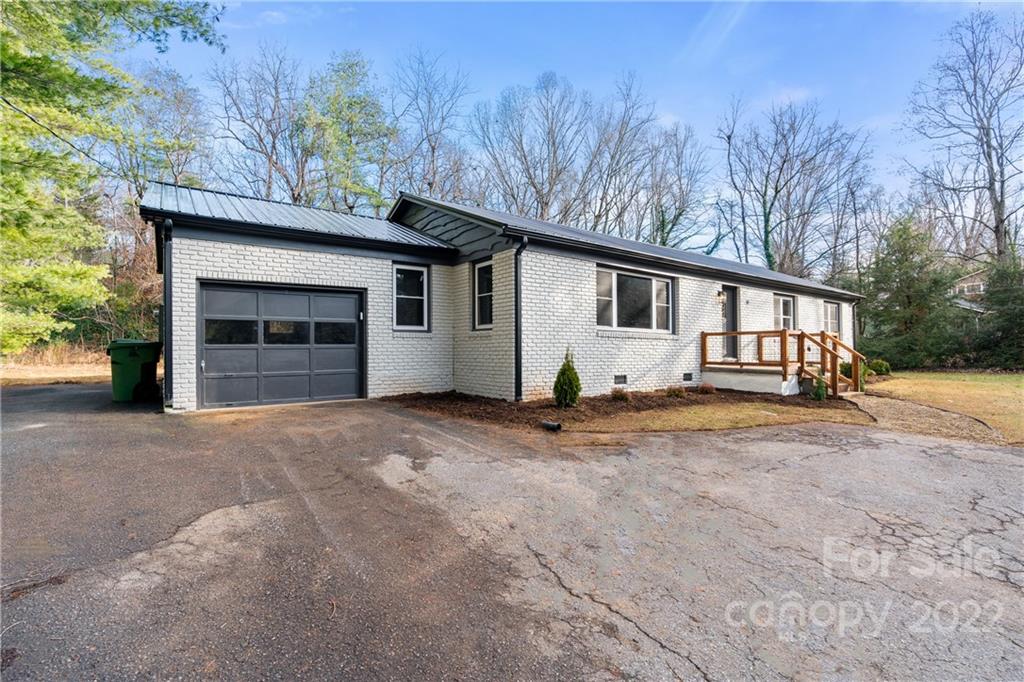 14 Crockett Avenue Asheville NC 28805