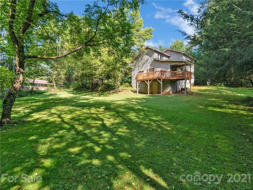 85 Club View Drive Waynesville NC 28786