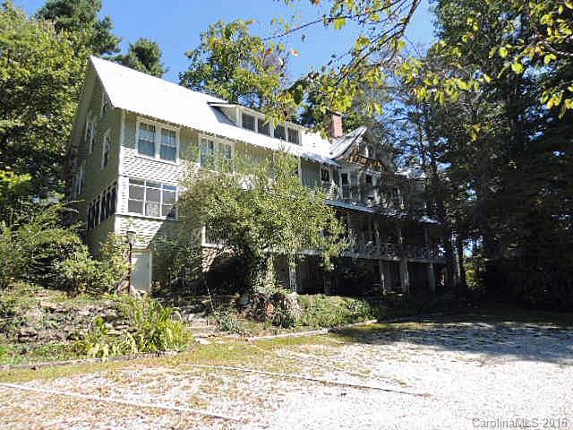 229 Greenville Street Saluda NC 28773