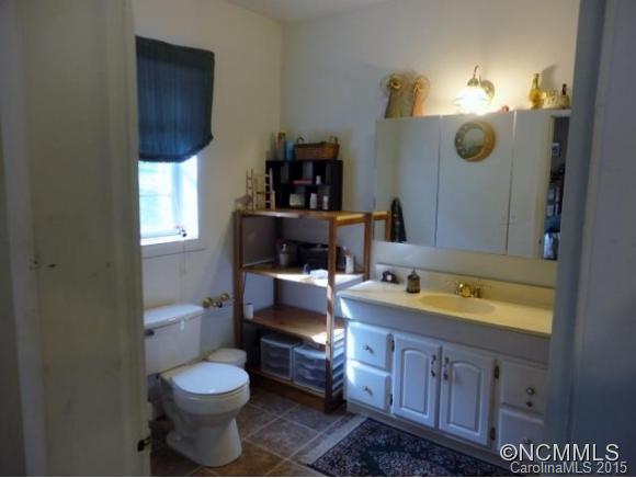 941 Bee Tree Road Swannanoa NC 28778