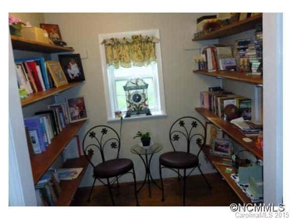 941 Bee Tree Road Swannanoa NC 28778