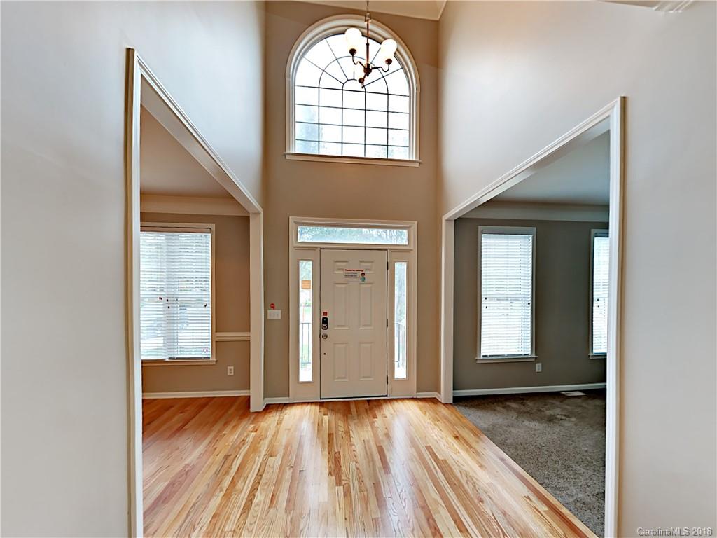 10927 Hellebore Road Charlotte NC 28213