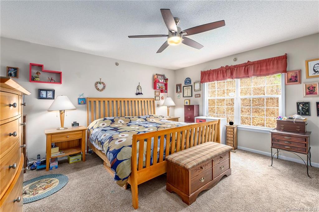 604 Hidden Springs Drive Asheville NC 28804