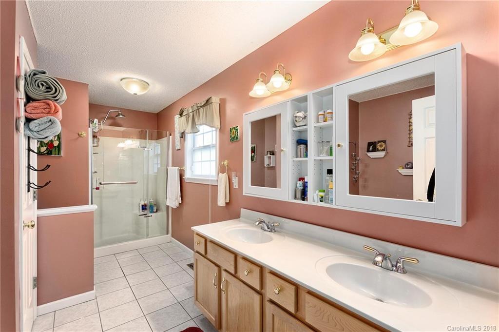 604 Hidden Springs Drive Asheville NC 28804