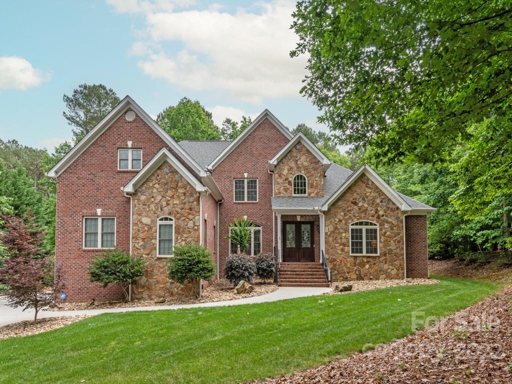 6802 Pebble Bay Drive Denver NC 28037