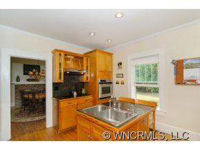 309 Richmond Avenue Swannanoa NC 28778