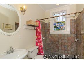 309 Richmond Avenue Swannanoa NC 28778
