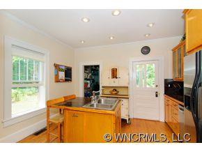 309 Richmond Avenue Swannanoa NC 28778