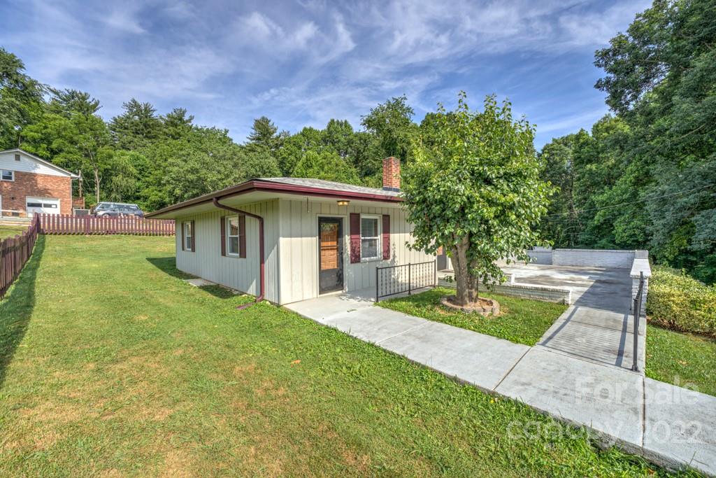 42 E Porter Road Asheville NC 28803