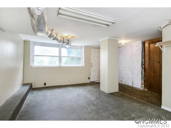 862 Haywood Road Asheville NC 28806