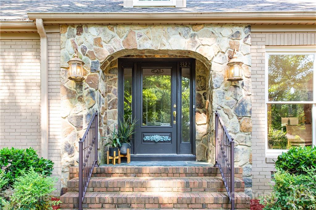 3322 Elstree Drive Charlotte NC 28226