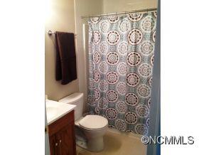 25 Huntington Drive Swannanoa NC 28778