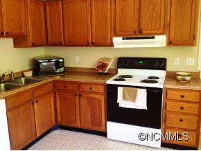 25 Huntington Drive Swannanoa NC 28778