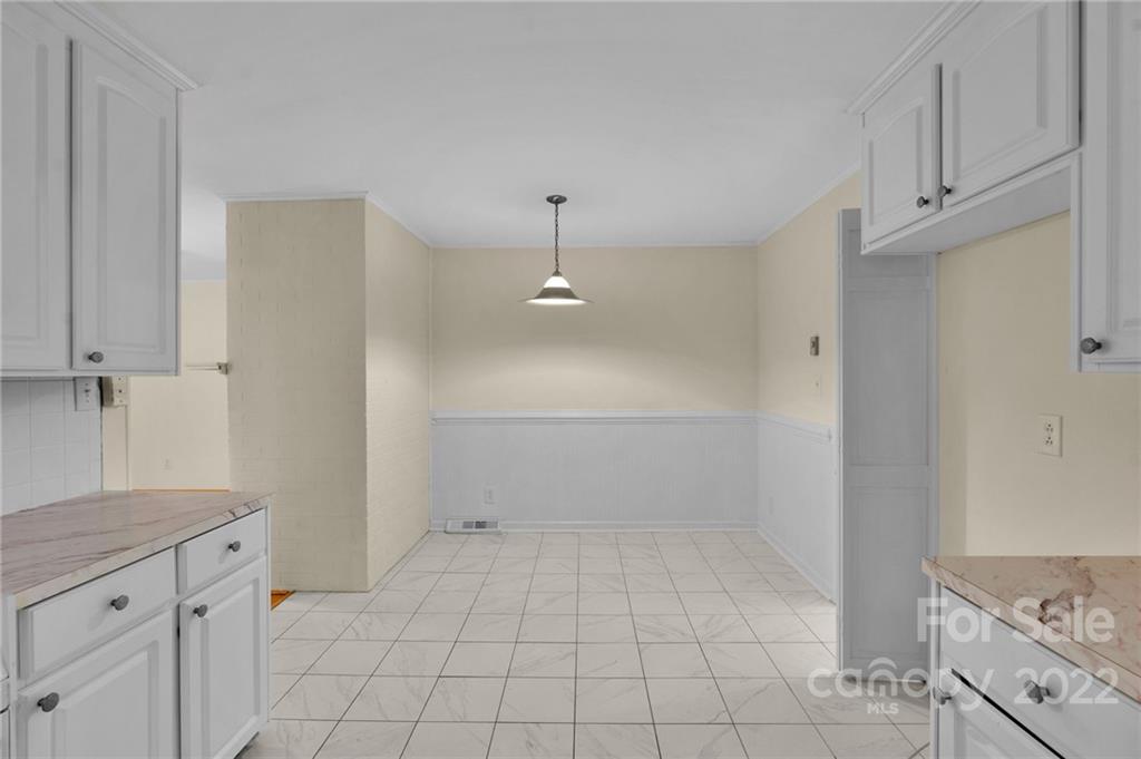8110 Ottawa Lane Charlotte NC 28227