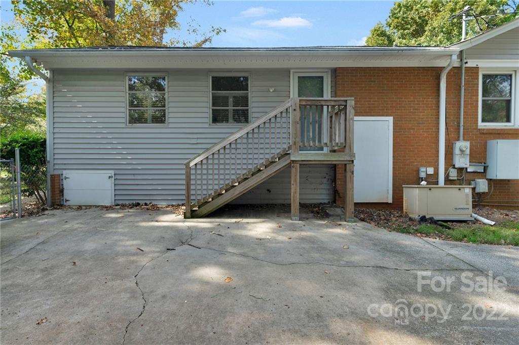8110 Ottawa Lane Charlotte NC 28227