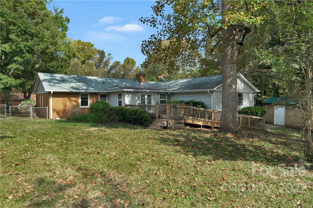 8110 Ottawa Lane Charlotte NC 28227