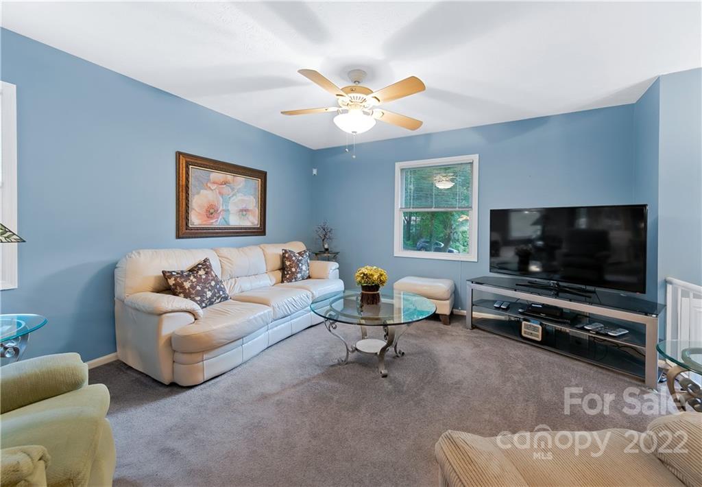 8 Auburndale Drive Asheville NC 28806