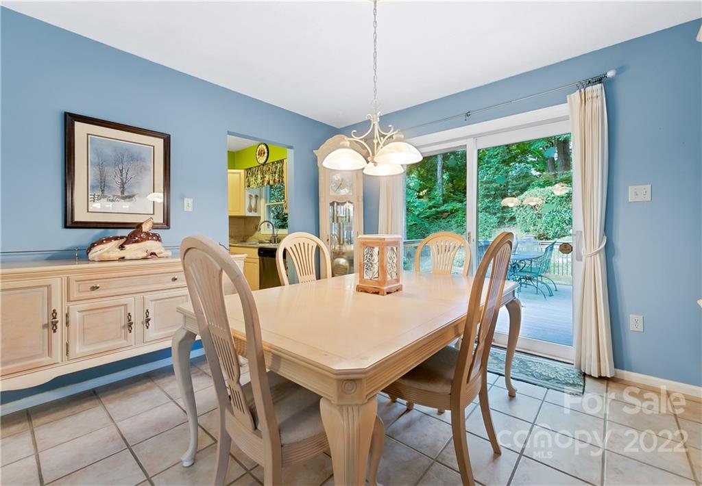 8 Auburndale Drive Asheville NC 28806