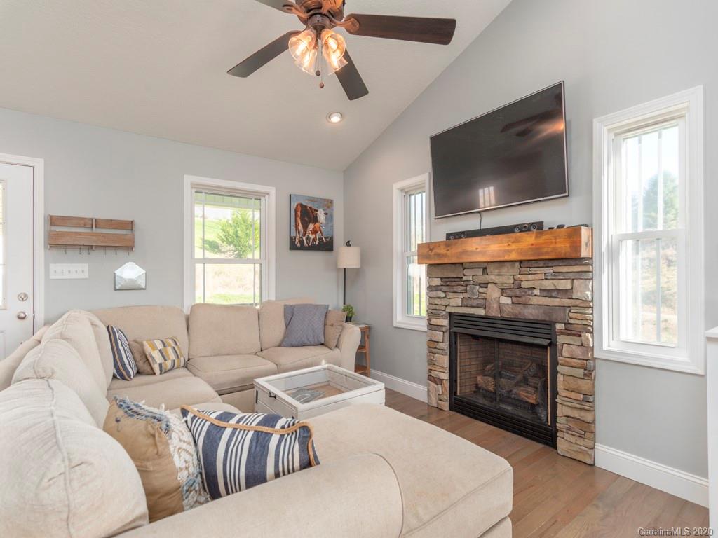 15 New Clayton Extension Weaverville NC 28787