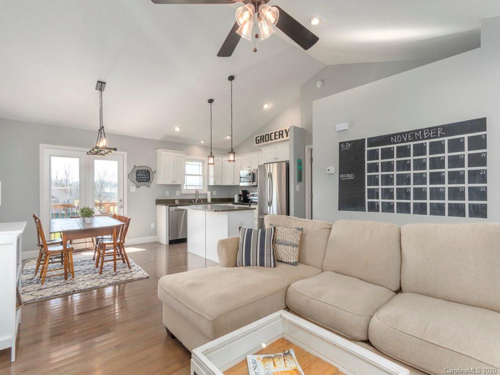 15 New Clayton Extension Weaverville NC 28787
