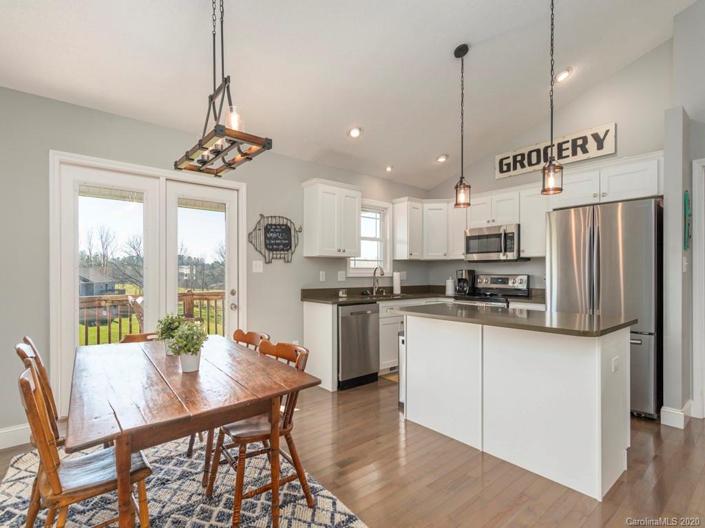 15 New Clayton Extension Weaverville NC 28787